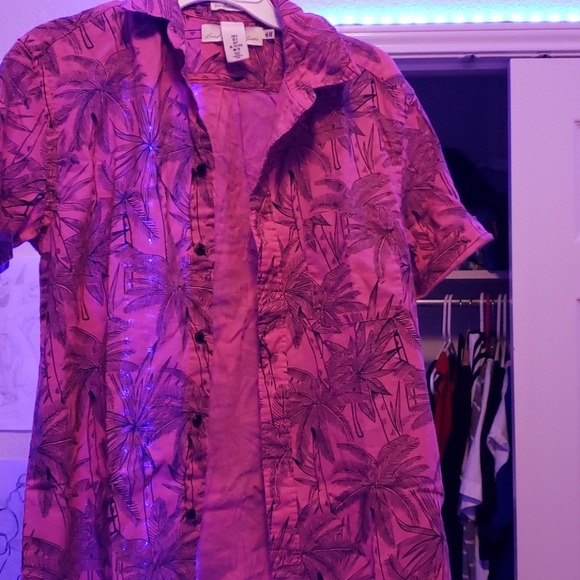 3 for 30🔥Men's pink Hawaiin shirt - Picture 2 of 6